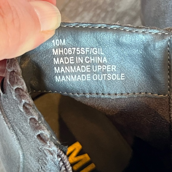 MIA Side Zip Ankle Booties - Picture 8 of 8